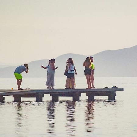 Appartamento Deltafamily ¡ Barbacoa,Piscina, Wifi Chromecast !! Els Muntells Esterno foto